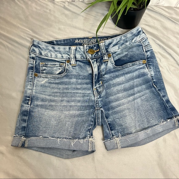 American Eagle Super Stretch Shorts so 2 - Picture 1 of 5